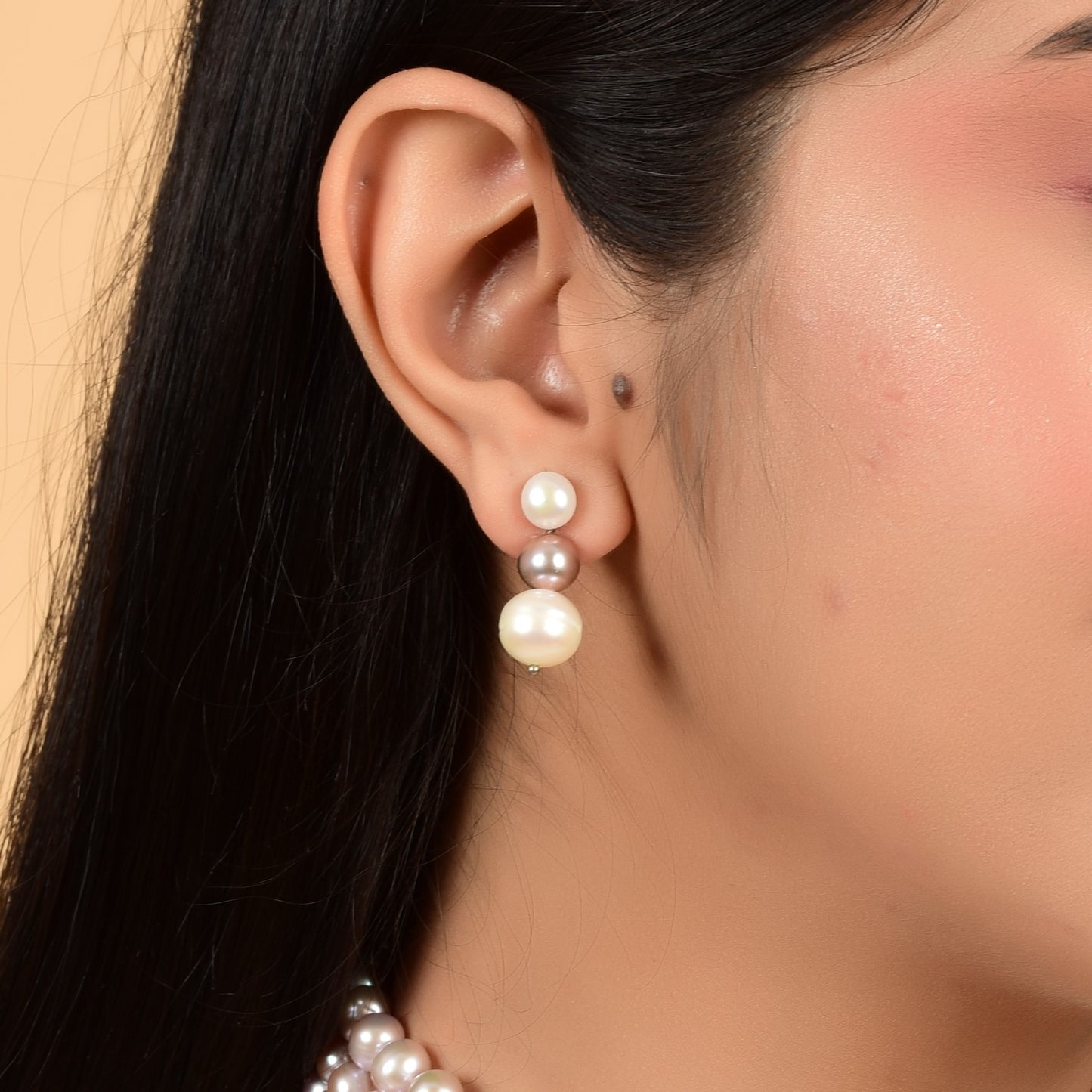 Lavender Pearl Earrings - CherishBox