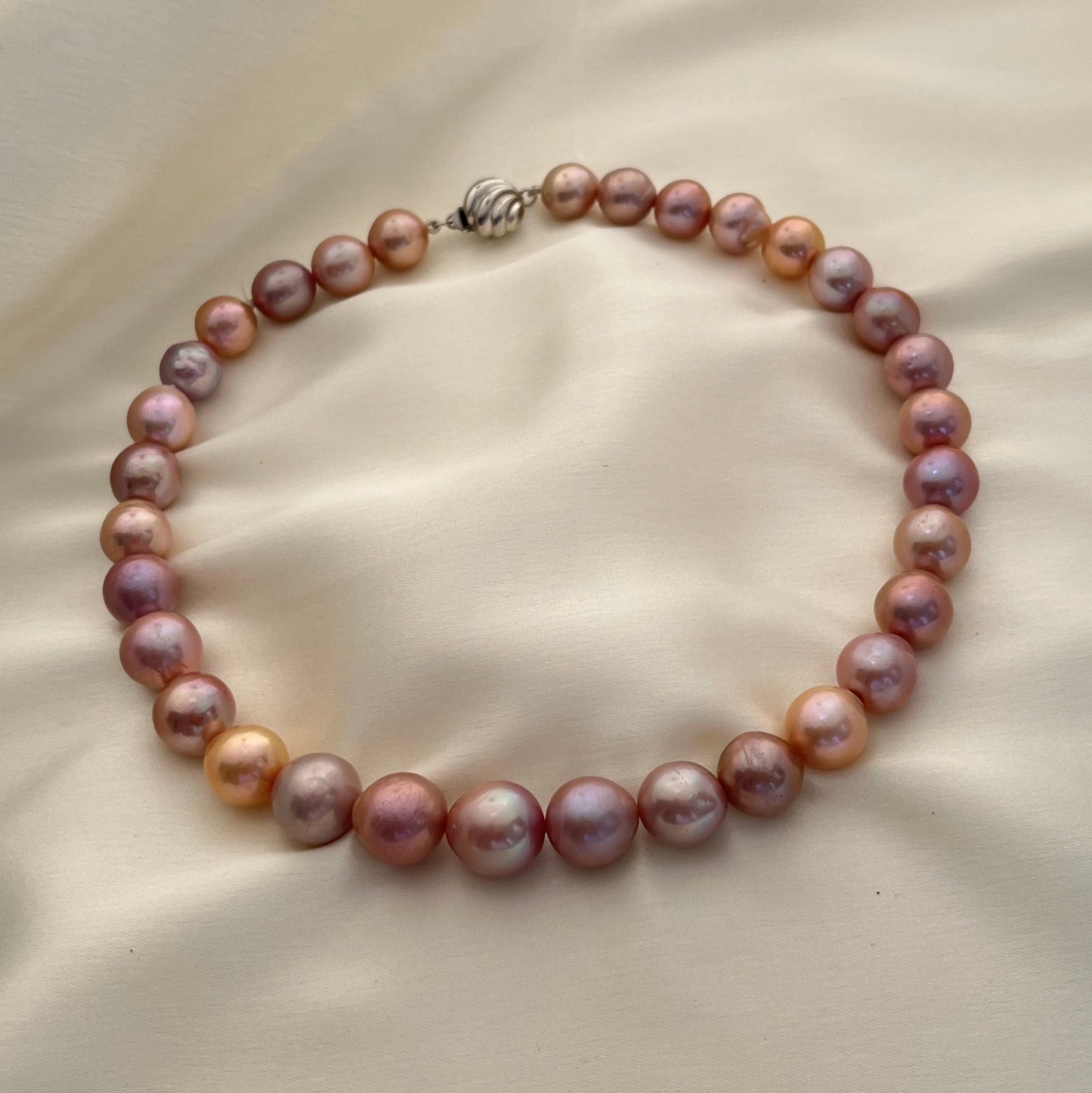 Lavender Baroque Pearl Choker - CherishBox