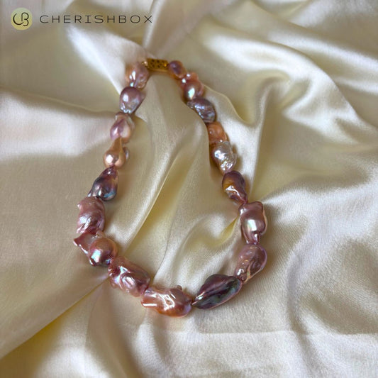 Lavéra – Natural Lavender Baroque Pearl Necklace in Sterling Silver - CherishBox