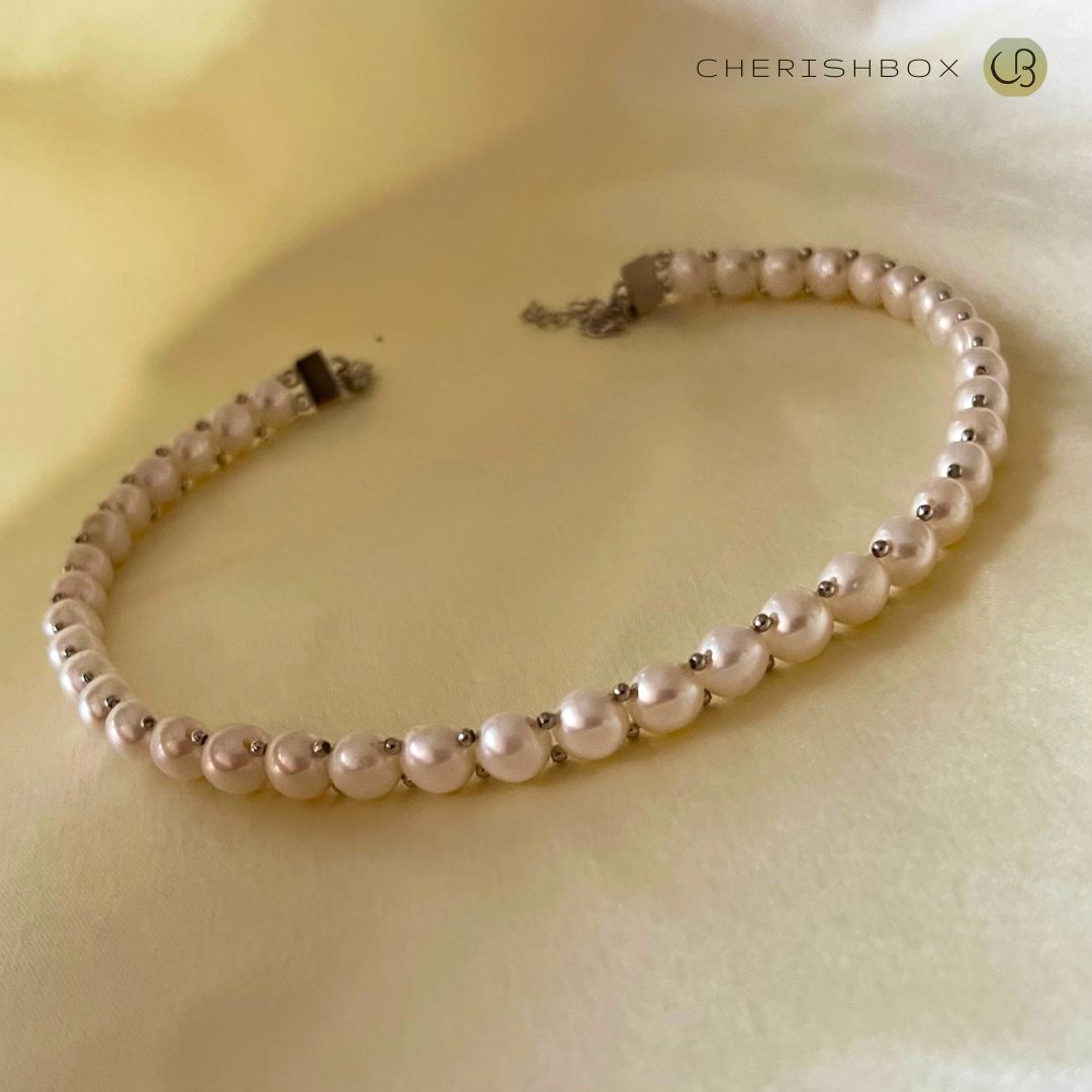 Pearl Choker necklace in 92.5 sterling silver- CherishBox