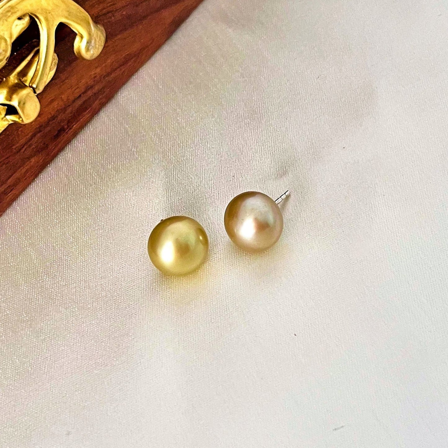 Green Pearl Stud - 12mm CherishBox