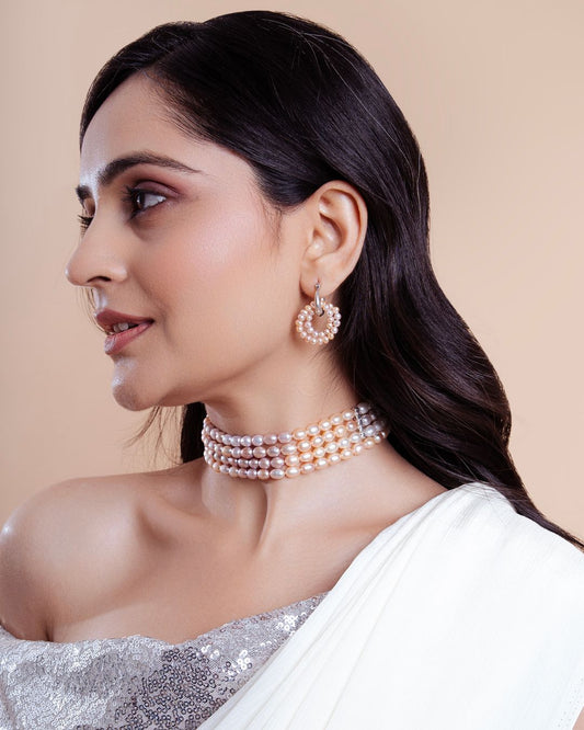 The Regal Embrace – Four layered beautiful choker necklace set