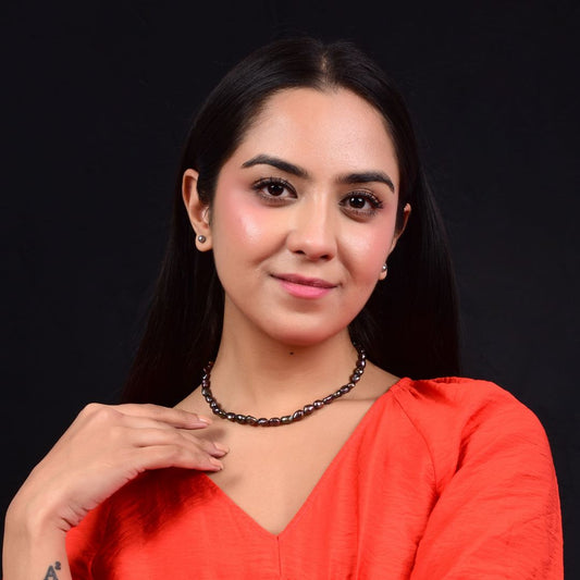 Black Tumble Pearl Necklace - CherishBox