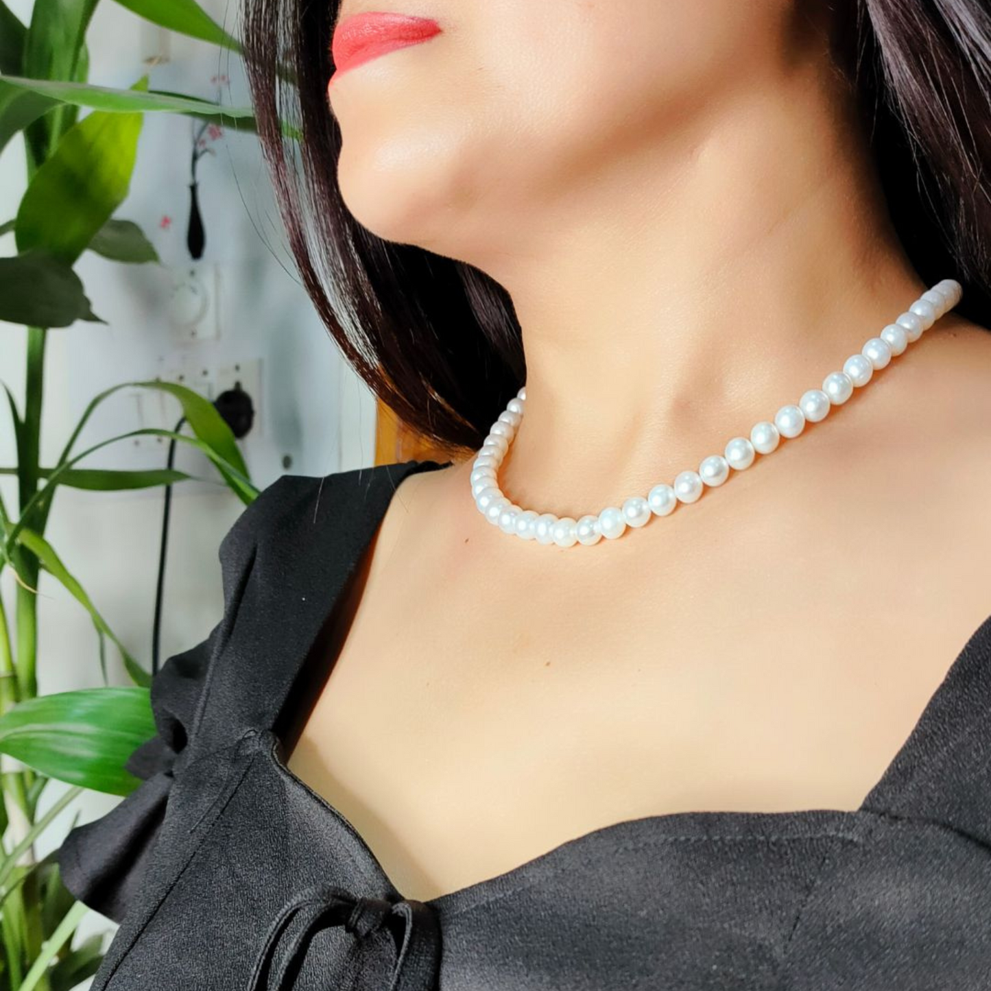White Round Freshwater Pearl Necklace