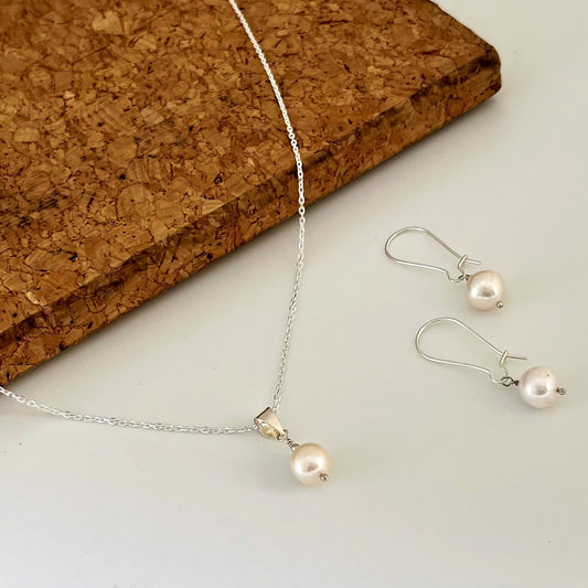 Classic Pearl Pendant Set CherishBox