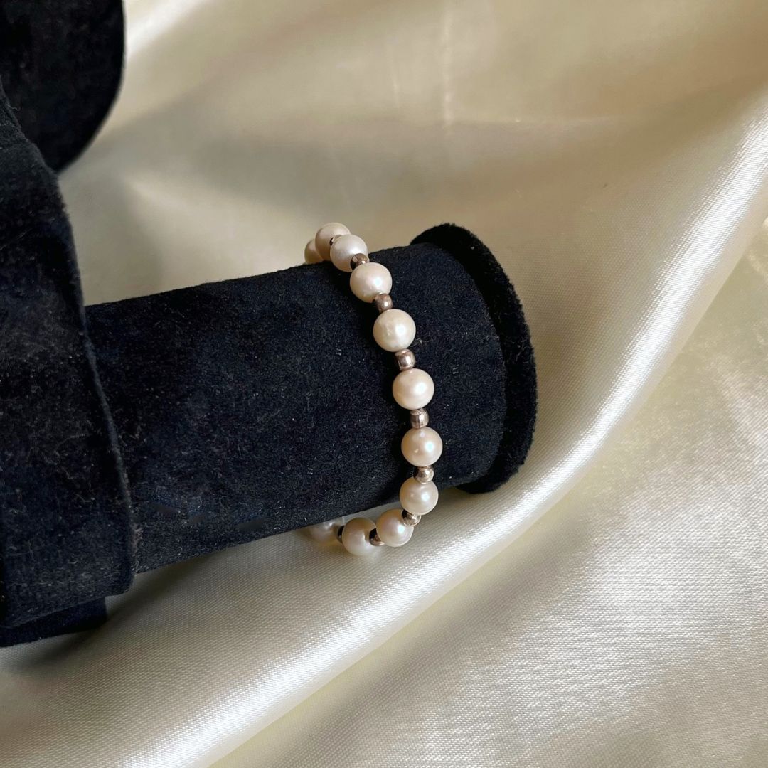 Real Pearl in fusion with silver beads
