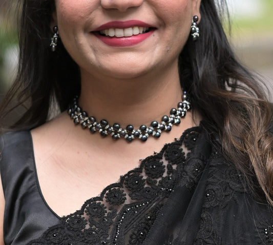 Natures Twist  - Midnight Blue Zig Zag Pearl Necklace