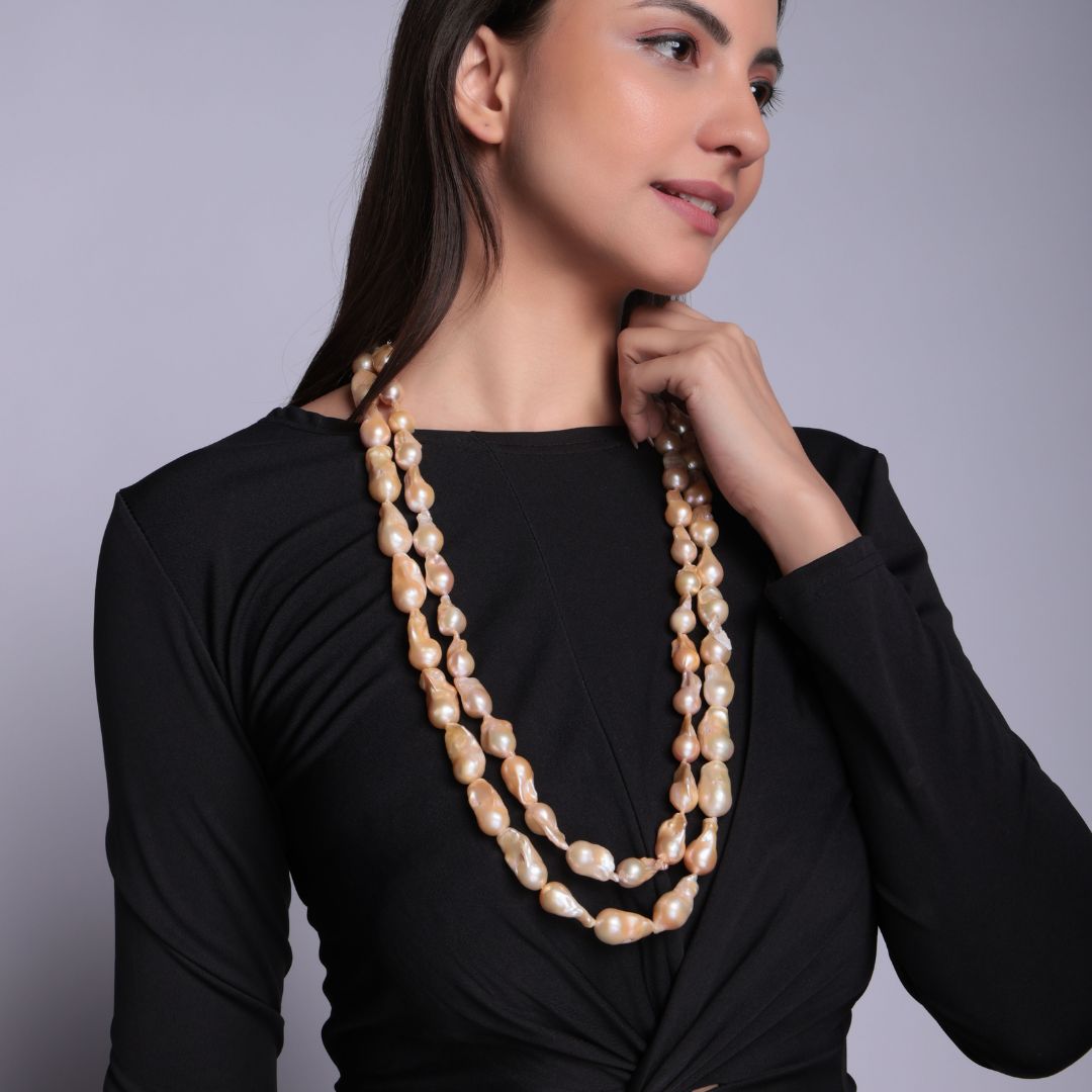 The Baroque Drop (Peach Pearl Necklace)