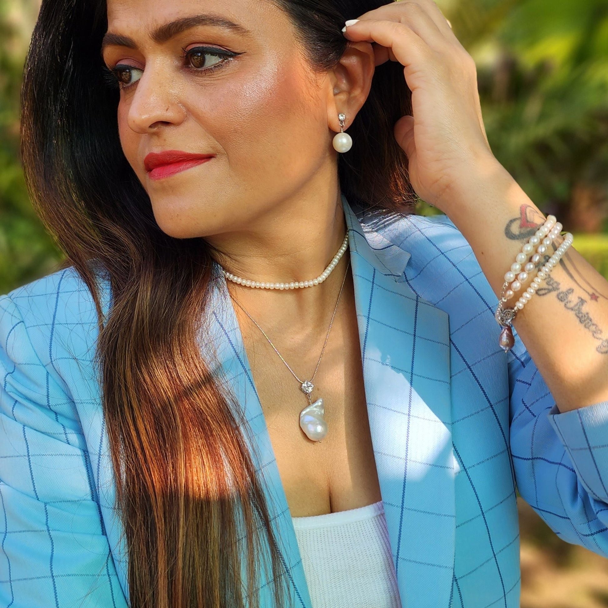 Beautiful Layered pearl necklace set - CherishBox