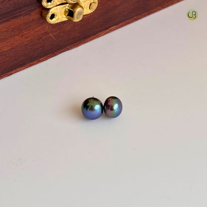 Peacock Green Pearl stud 8mm CherishBox