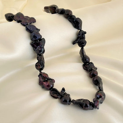 Black Baroque Pearl Necklace - CherishBox