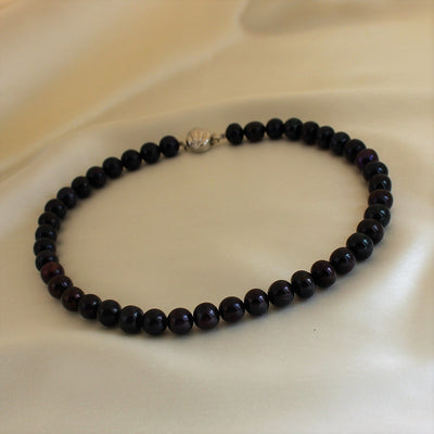 Black Round Pearl Choker - CherishBox