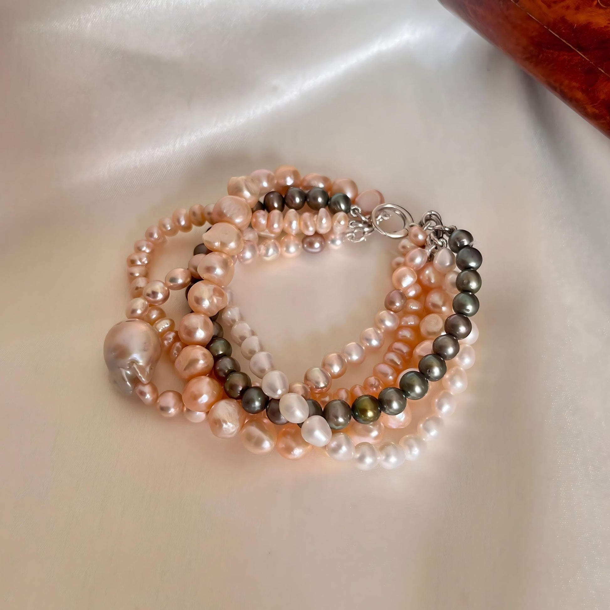 Harmony Multicolor 5 Layered Pearl Bracelet - CherishBox