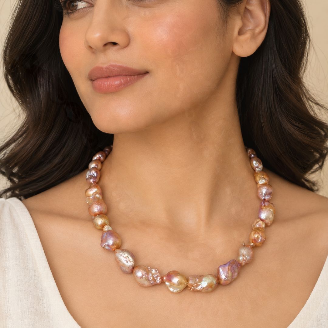 AI image ; Peach Baroque Pearl Necklace - CherishBox 