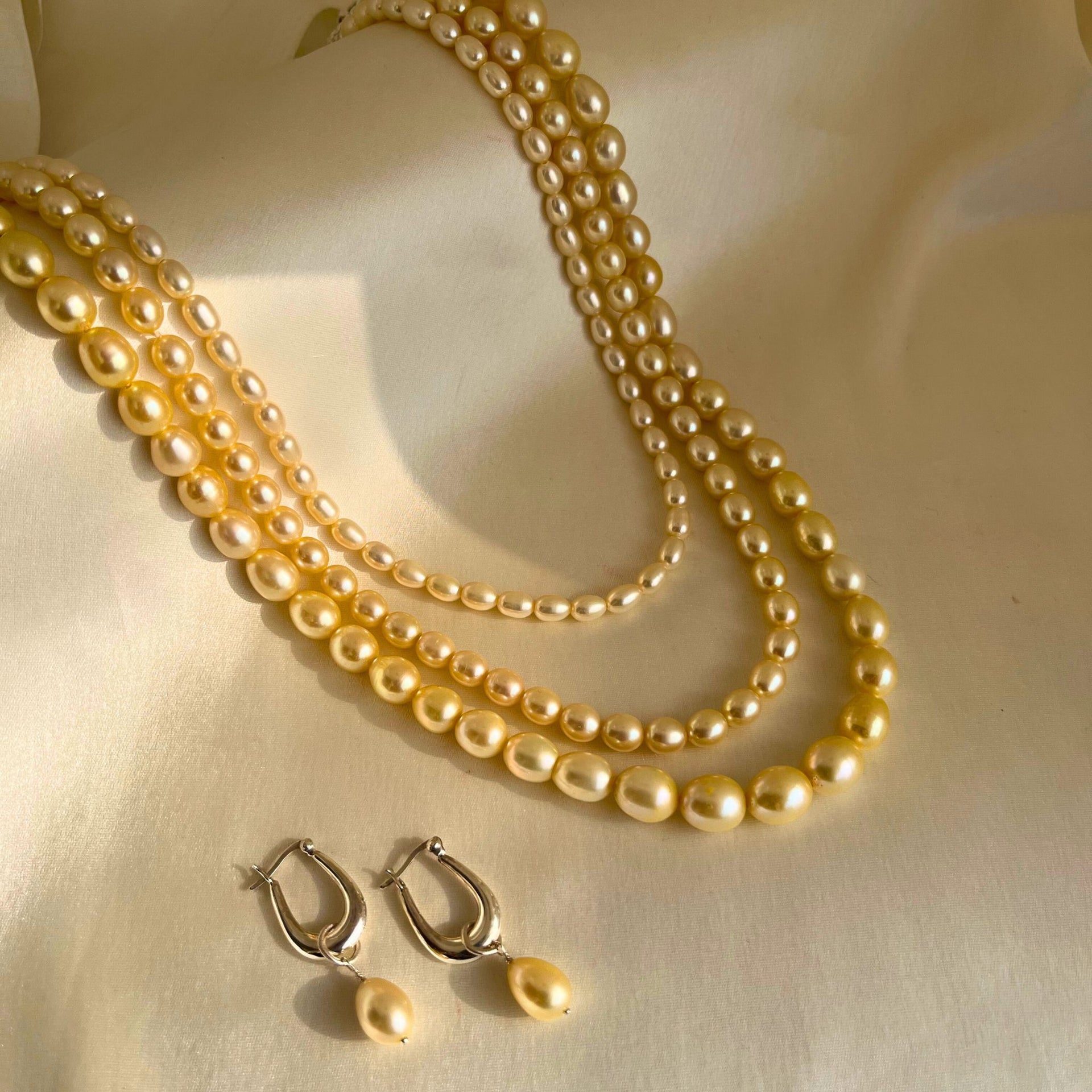 Vintage Gracious Gold Pearl Necklace Set CherishBox – CherishBox