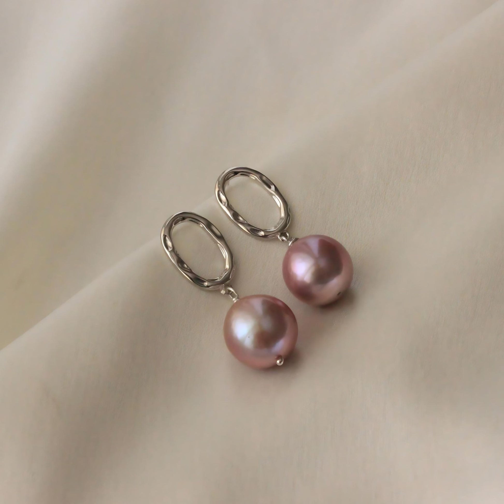 Lavender Freshwater Pearl Earrings - CherishBox