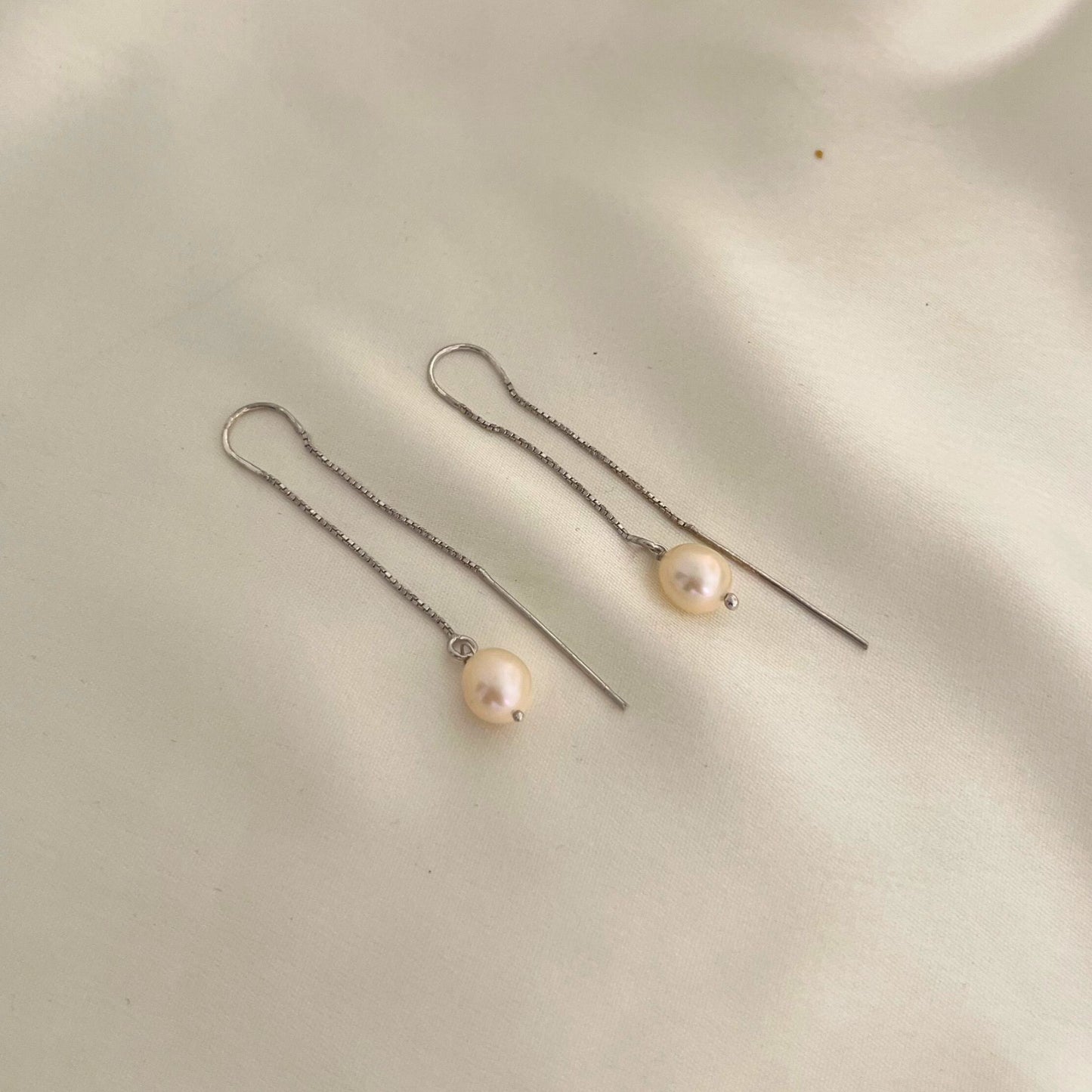 Sui Dhaga Silver Pearl Earring - CherishBox