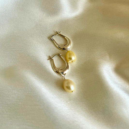 CherishBox Pearl Hoop Earrings ( Gold Drop )