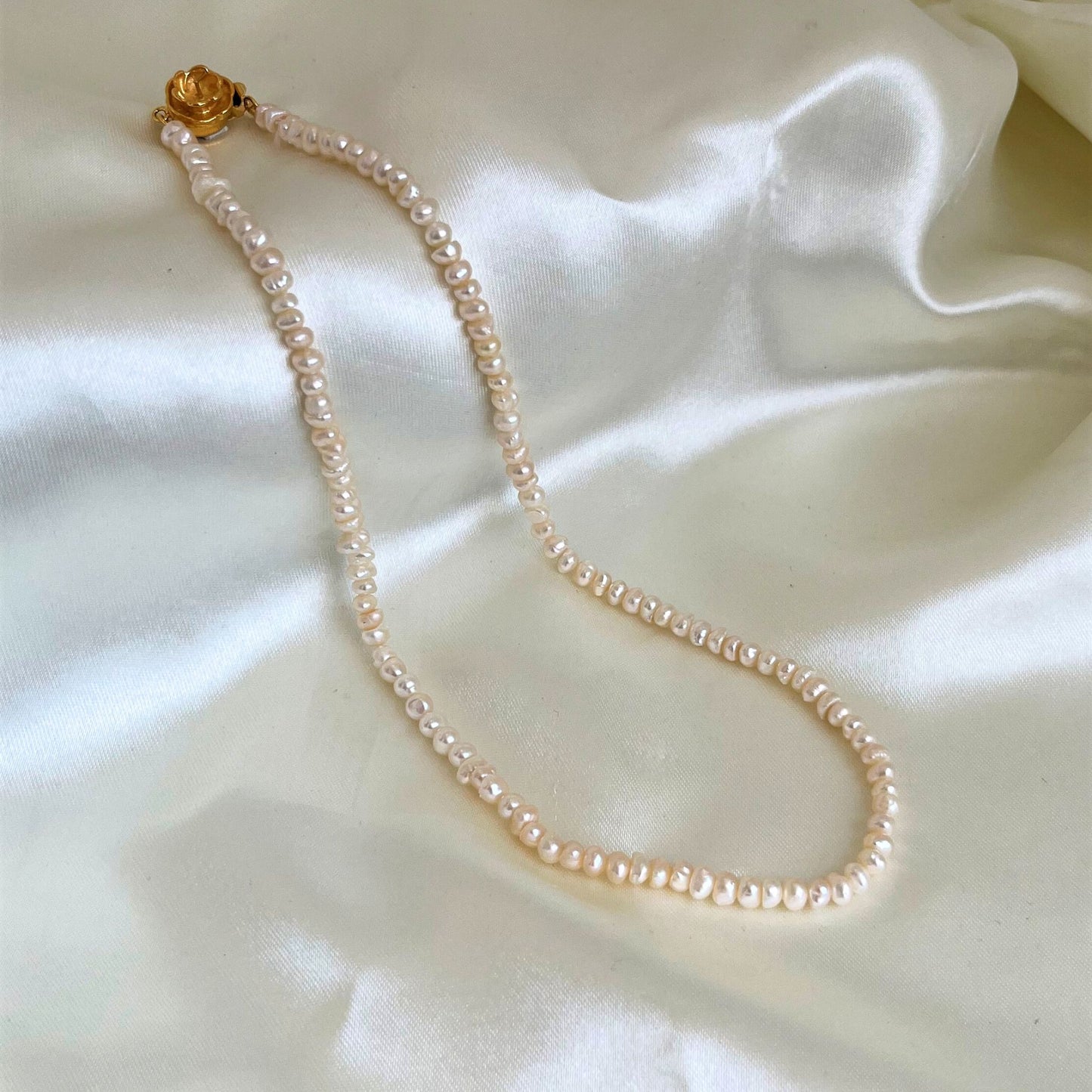 Unshaped Pearl Necklace - CherishBox