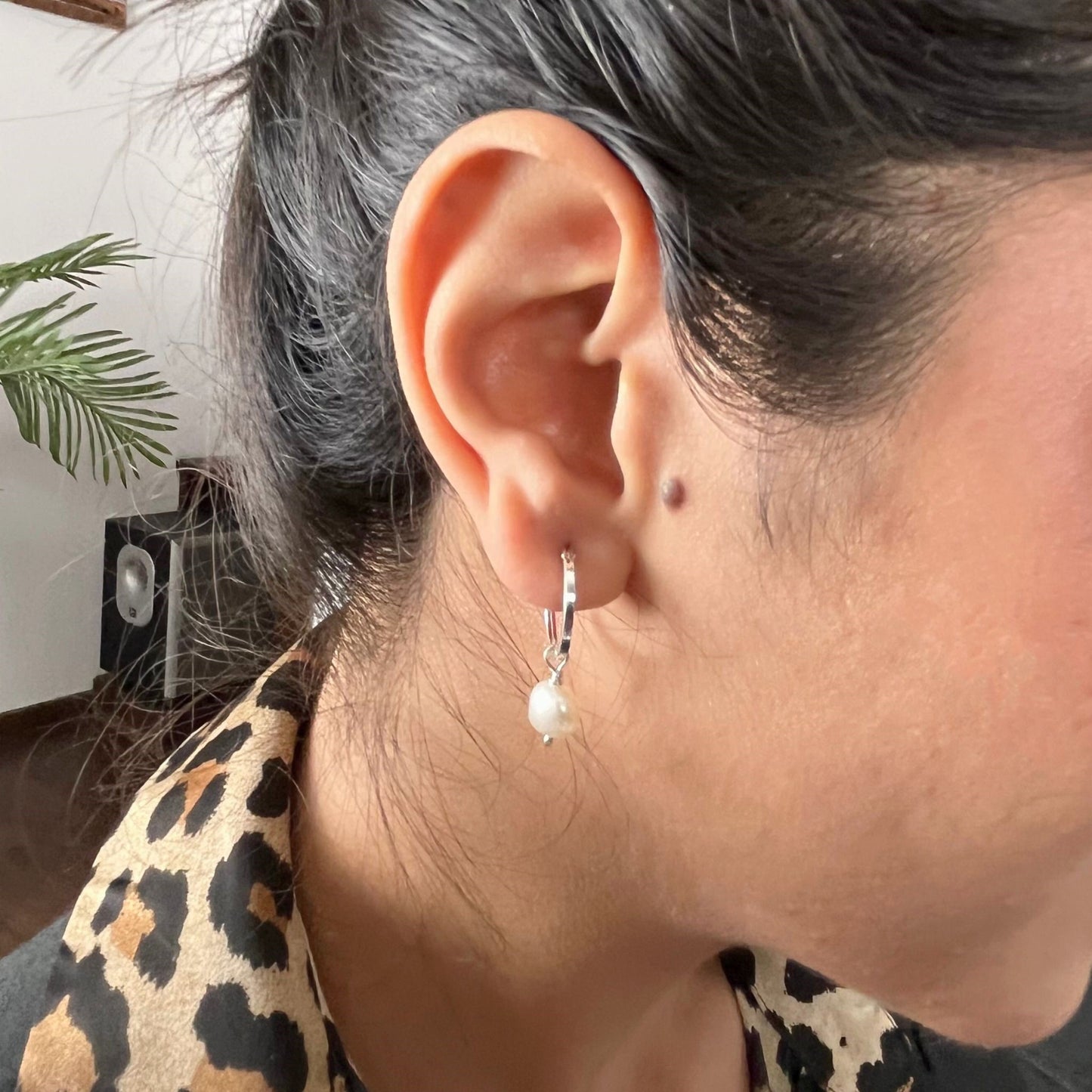 Tumble Pearl hoop Earring - CherishBox