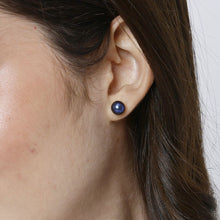 Blue Pearl Stud - 9mm