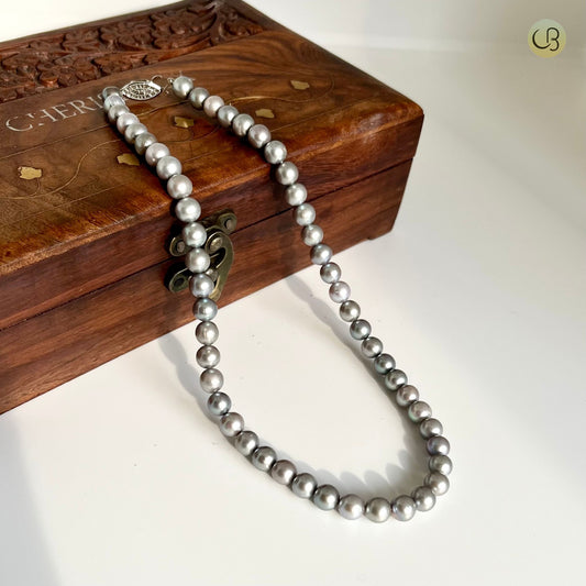 Grey Pearl Necklace - CherishBox