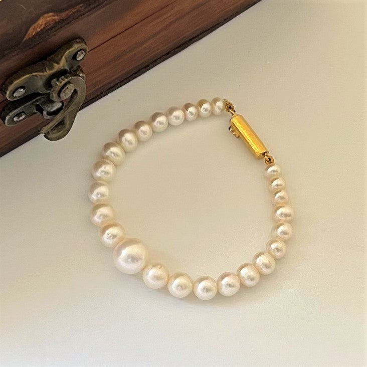 White Pearl Bracelet | FashionCrab.com