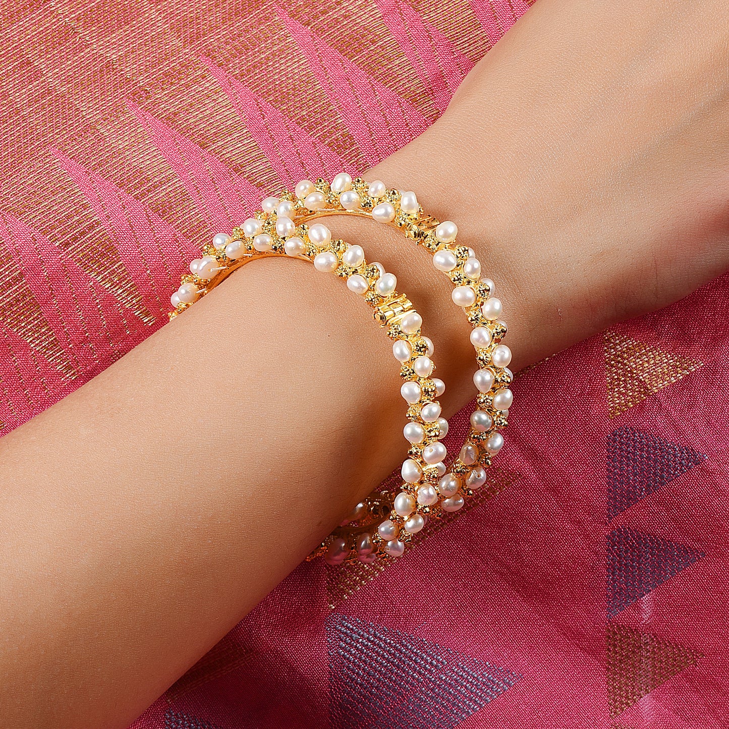 Bangles for Saree - CherishBox