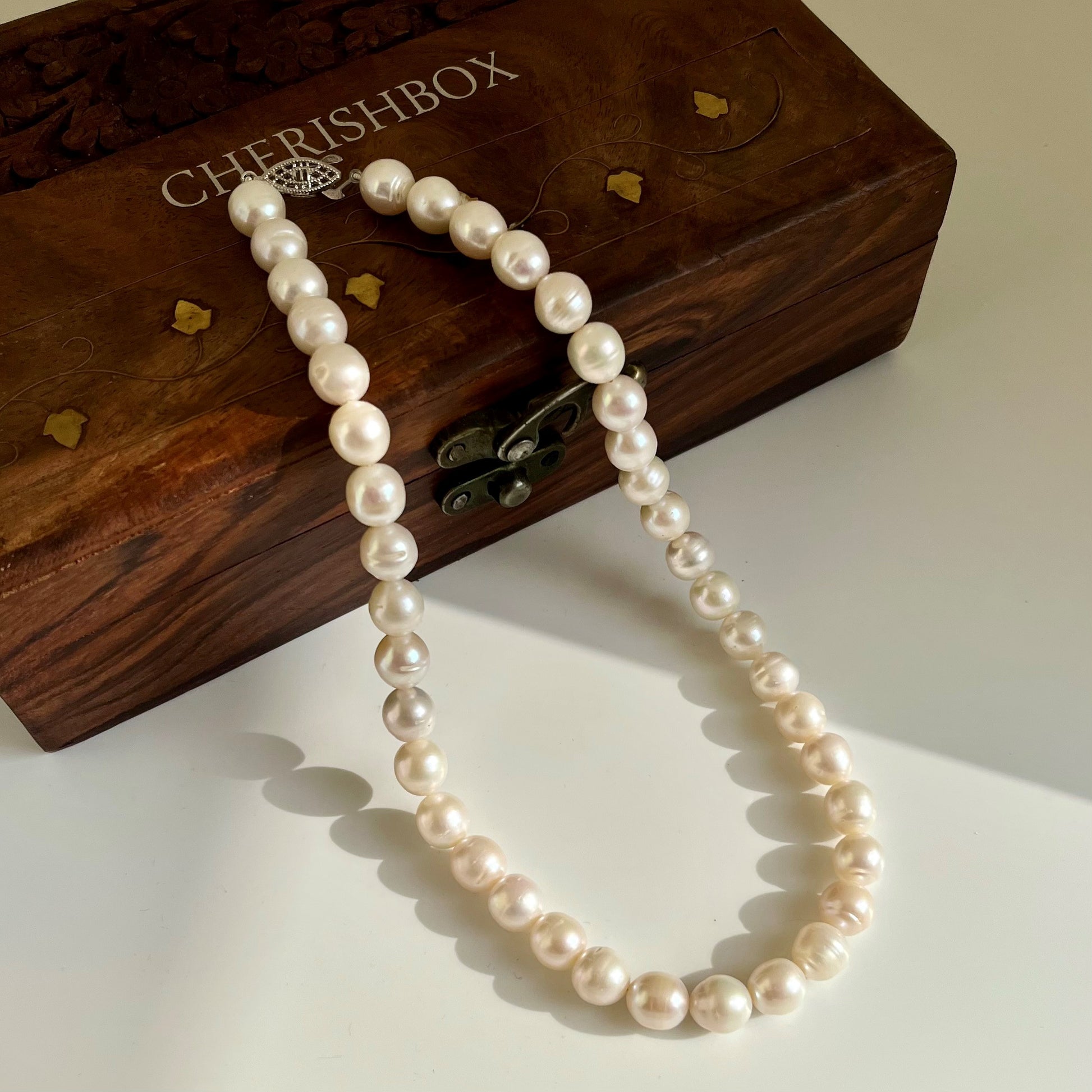 9 mm White Pearl Necklace - CherishBox