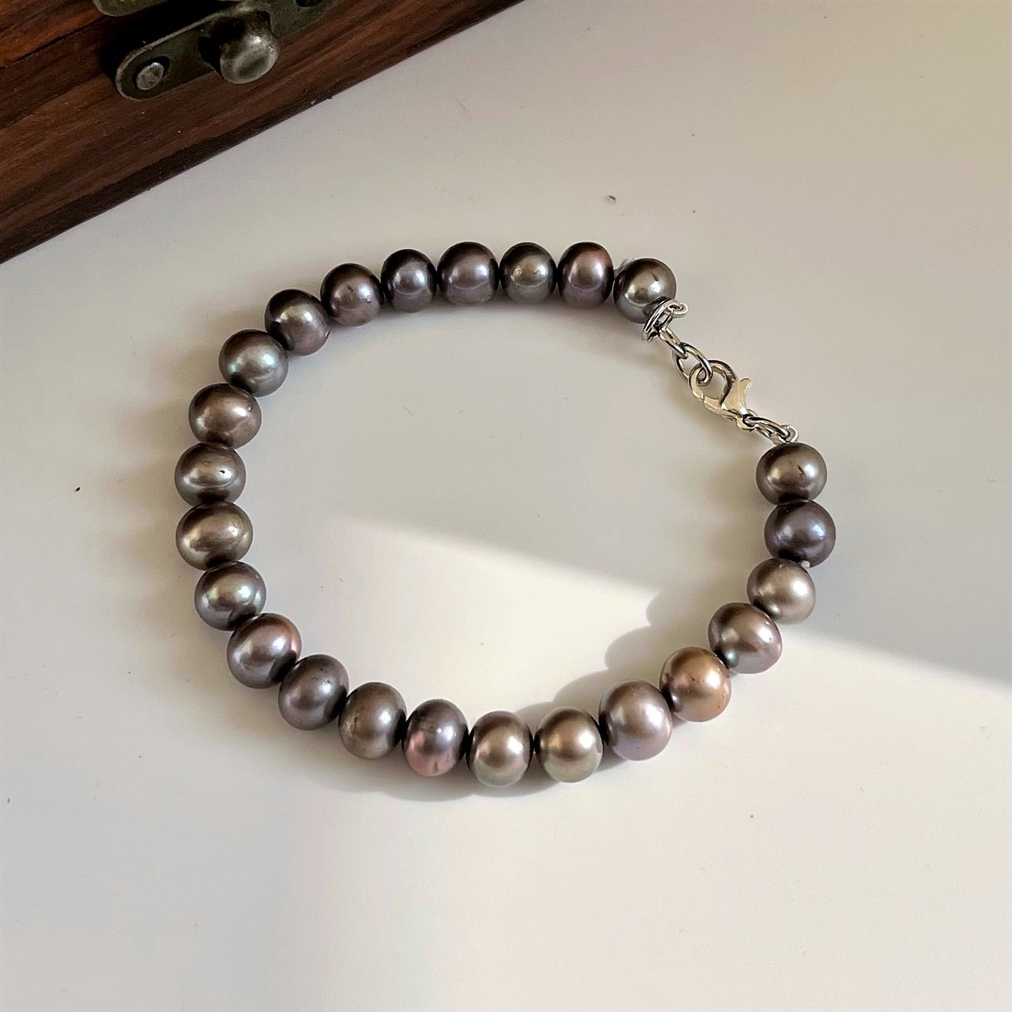 Galaxy Grey - Pearl Necklace Set