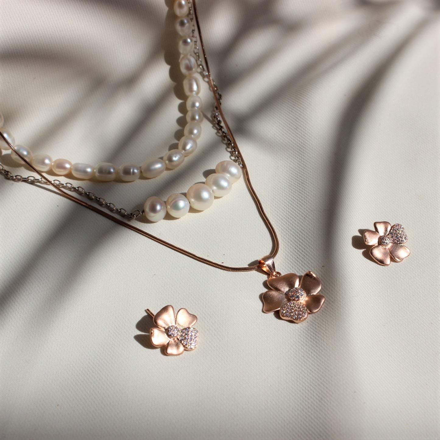 The Flamingo Silver Rose gold Pearl Necklace Set - CherishBox 